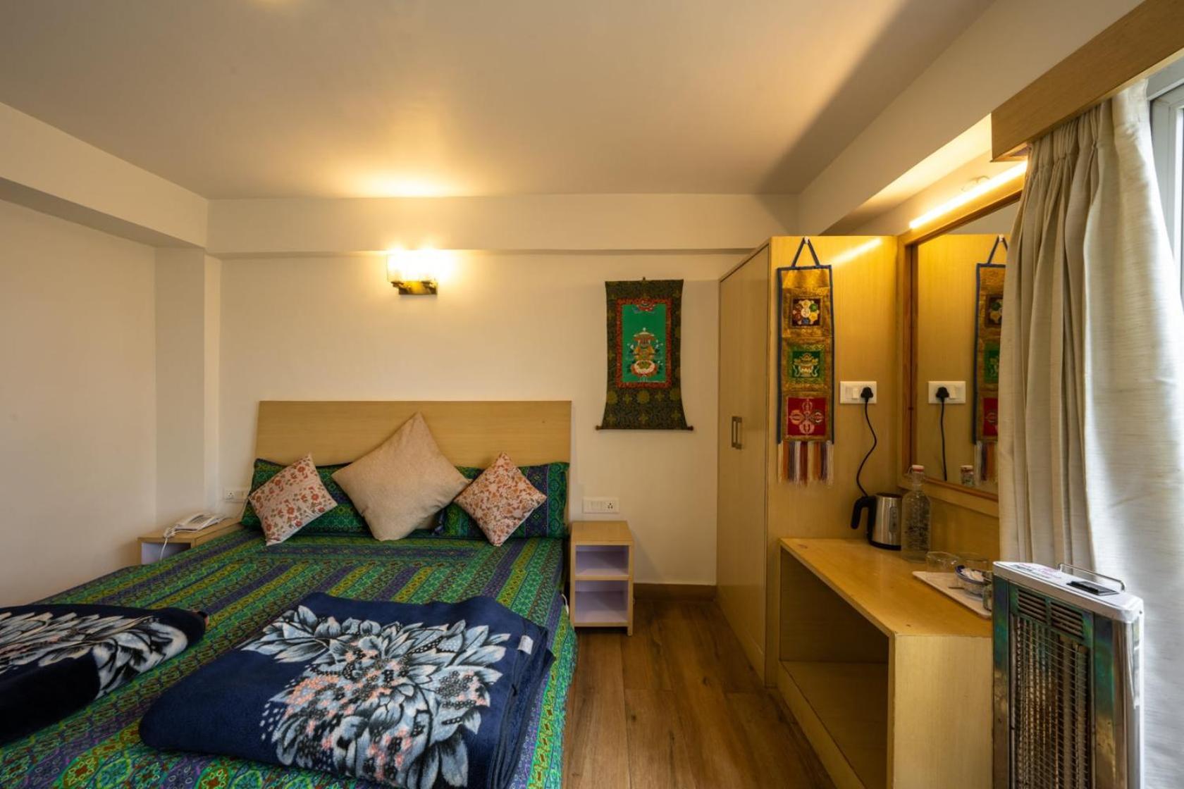 مبيت وإفطار Jispa Gemoor Khar- Manor House المظهر الخارجي الصورة