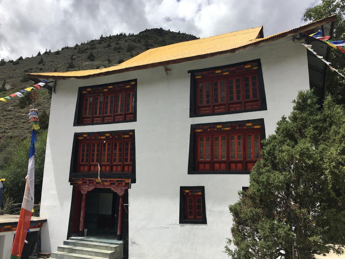 مبيت وإفطار Jispa Gemoor Khar- Manor House المظهر الخارجي الصورة