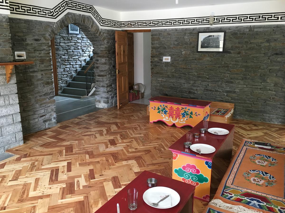 مبيت وإفطار Jispa Gemoor Khar- Manor House المظهر الخارجي الصورة