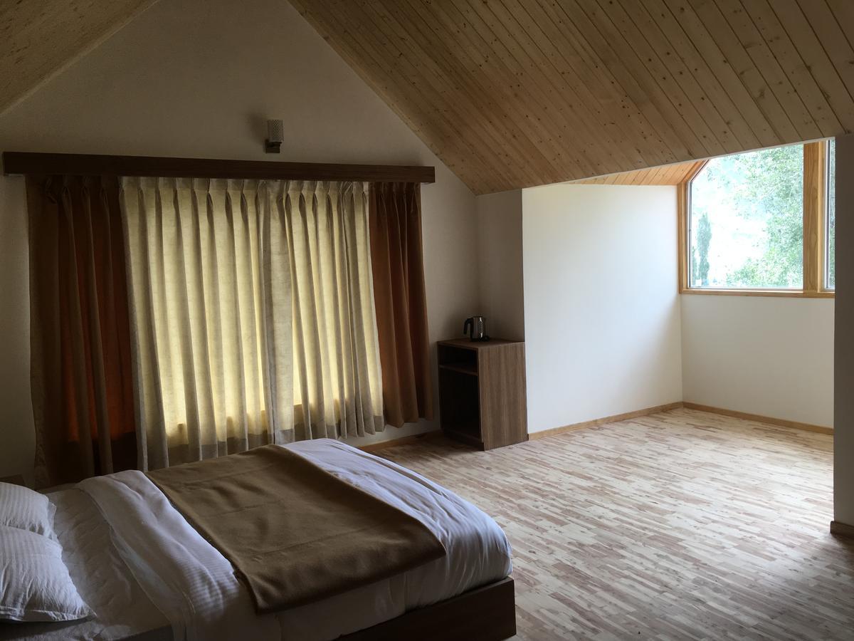 مبيت وإفطار Jispa Gemoor Khar- Manor House المظهر الخارجي الصورة
