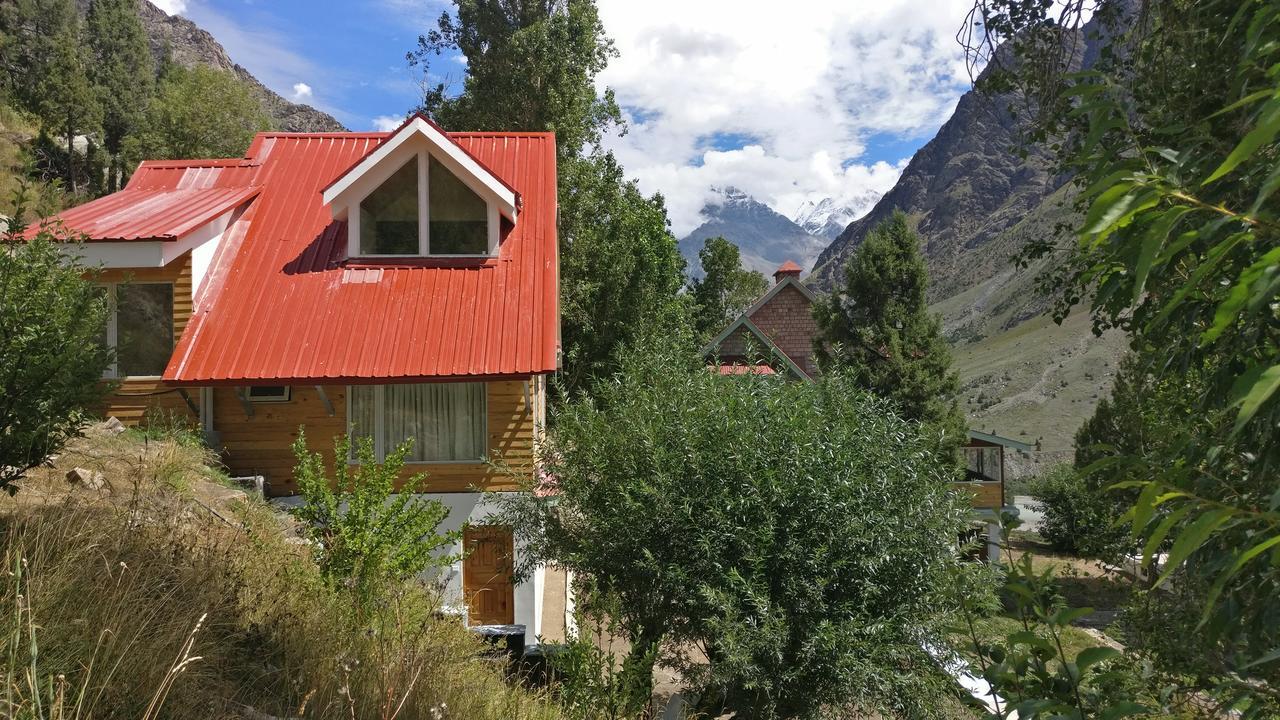 مبيت وإفطار Jispa Gemoor Khar- Manor House المظهر الخارجي الصورة